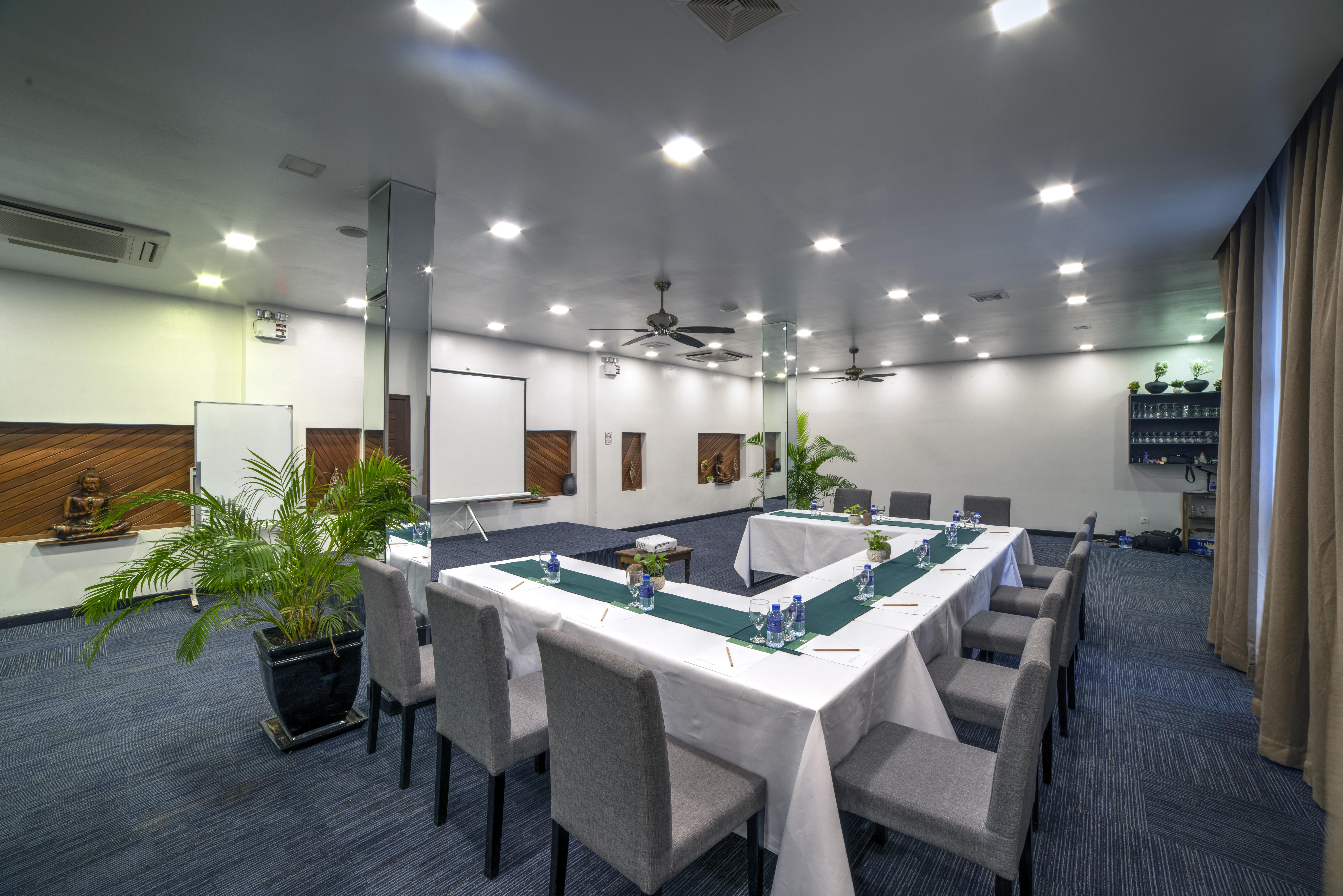 Landing Gold By Amatak Hotel Siem Reap Exterior photo
