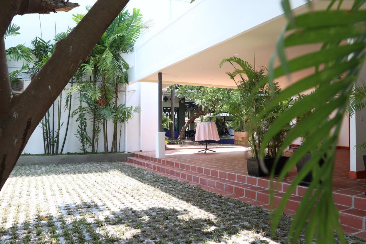 Landing Gold By Amatak Hotel Siem Reap Exterior photo
